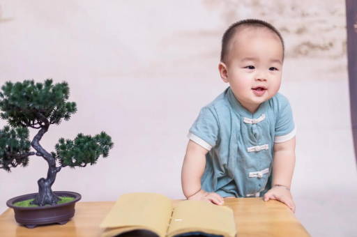 武汉供卵包生男孩宝宝多大可以吃辅食
